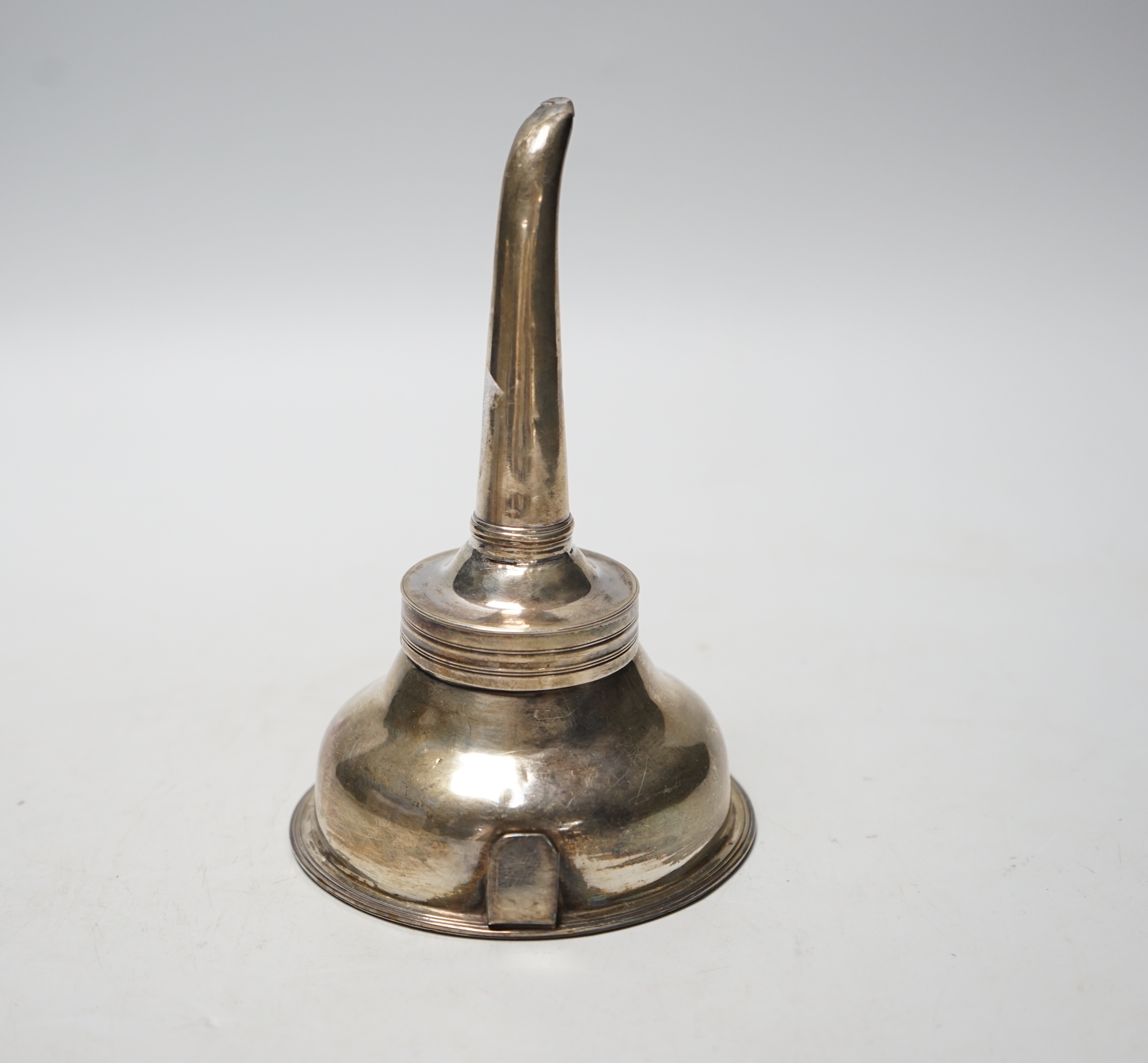 A George III silver wine funnel, Joseph Scammel, London, 1792, 14.3cm.